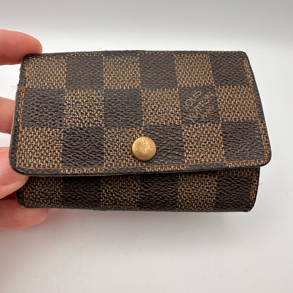 Louis Vuitton Damier Ebene key case key holder